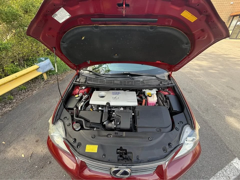 2013 Lexus CT - Image 18 of 19