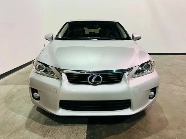 2013 Lexus CT - Image 8 of 8