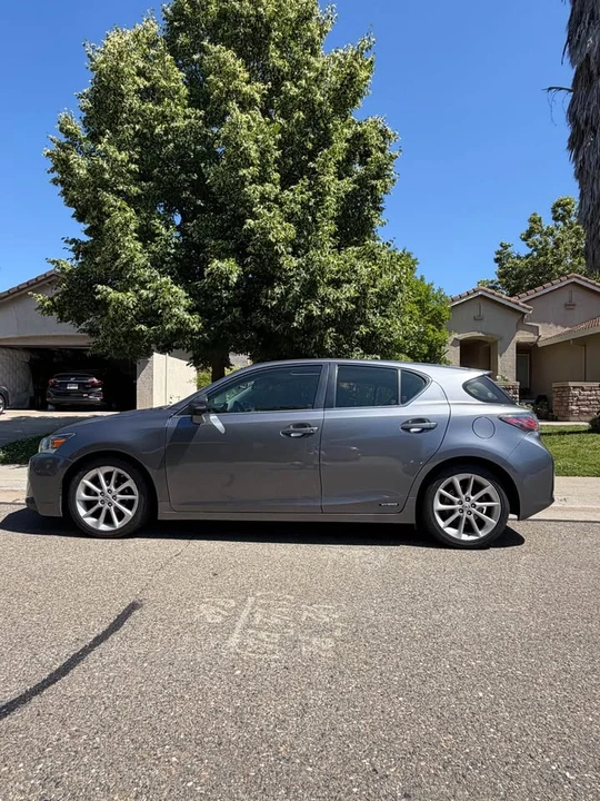 2013 Lexus CT - Image 4 of 12