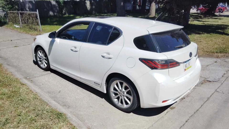 2013 Lexus CT - Image 4 of 7
