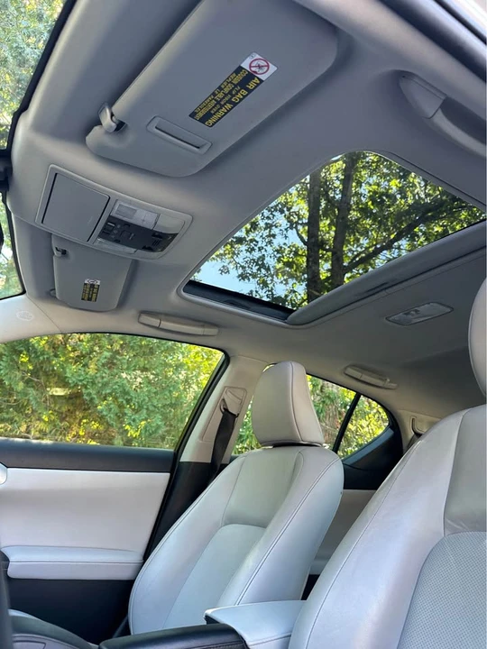 2013 Lexus CT - Image 13 of 16