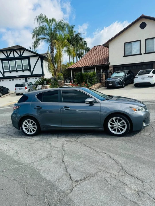 2013 Lexus CT - Image 4 of 9