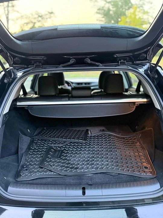 2013 Lexus CT - Image 11 of 12