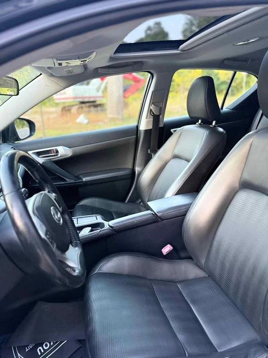 2013 Lexus CT - Image 6 of 12
