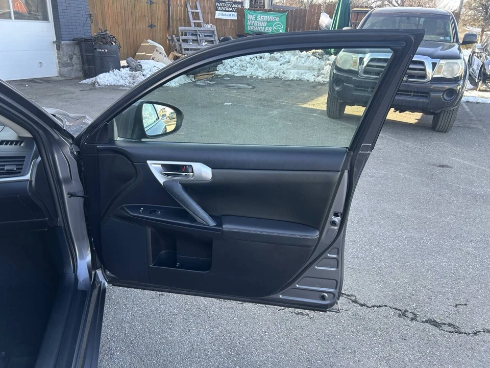 2013 Lexus CT - Image 21 of 21