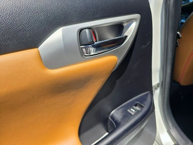 2013 Lexus CT - Image 18 of 21