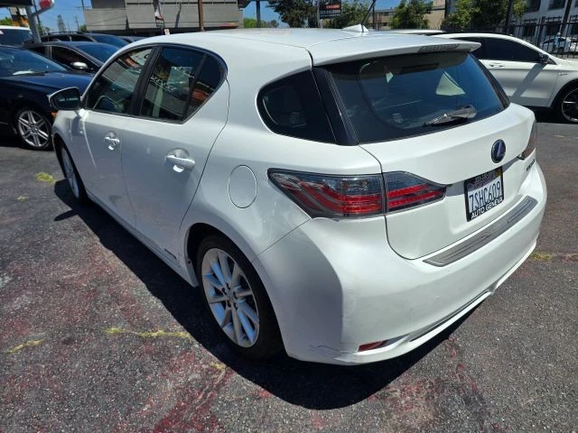 2013 Lexus CT - Image 7 of 21