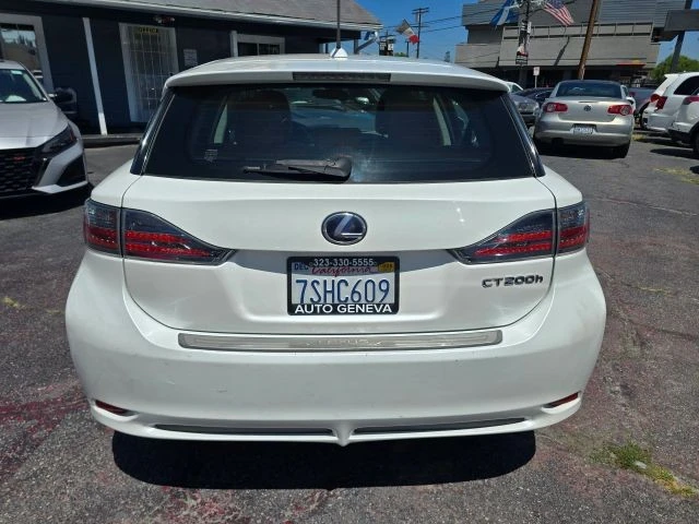 2013 Lexus CT - Image 6 of 21