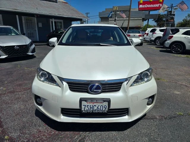 2013 Lexus CT - Image 2 of 21