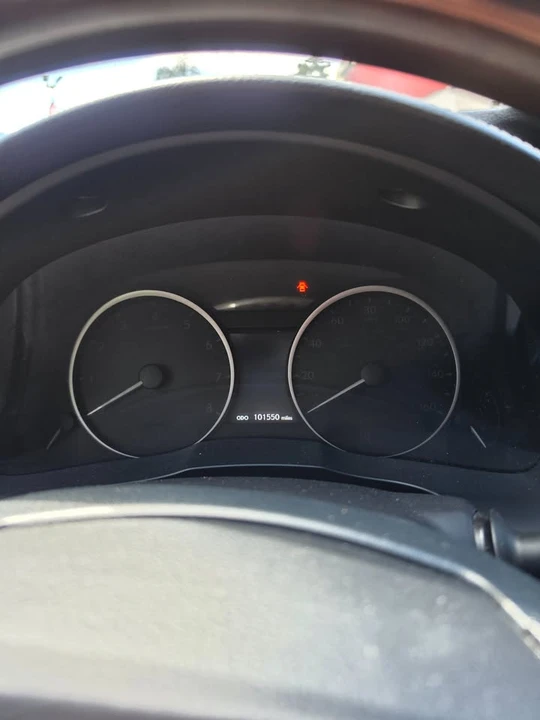 2013 Lexus ES 6th Gen - Image 2 of 8
