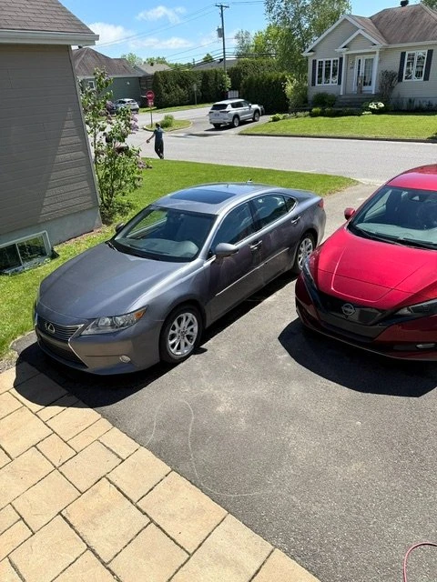 2013 Lexus ES 6th Gen - Image 2 of 9