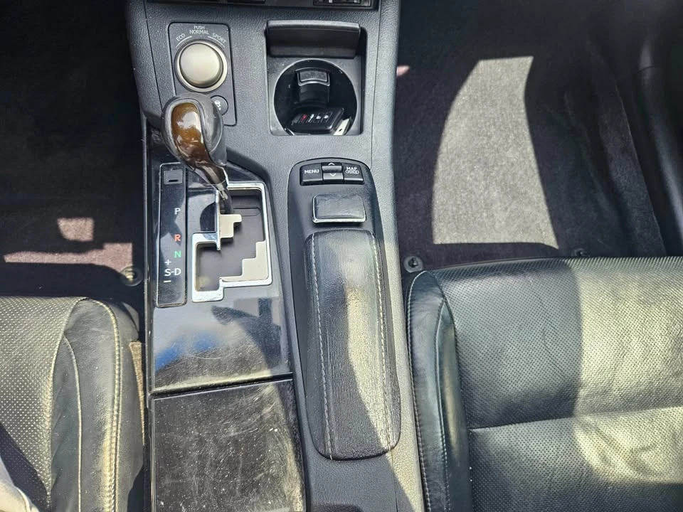 2013 Lexus ES 6th Gen - Image 14 of 20