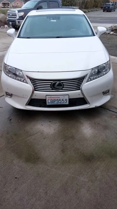 2013 Lexus ES 6th Gen - Image 7 of 7