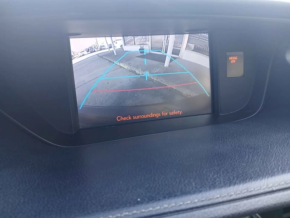 2013 Lexus ES 6th Gen - Image 12 of 15