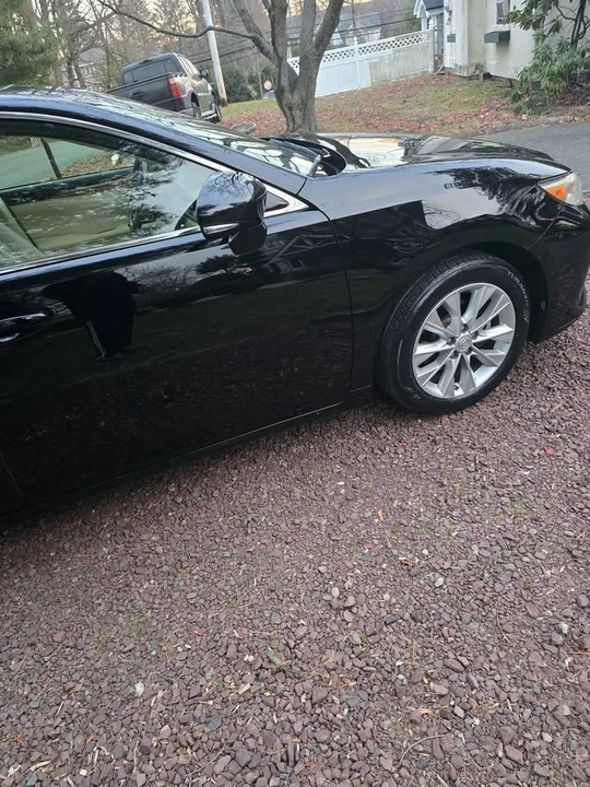 2013 Lexus ES 6th Gen - Image 3 of 9