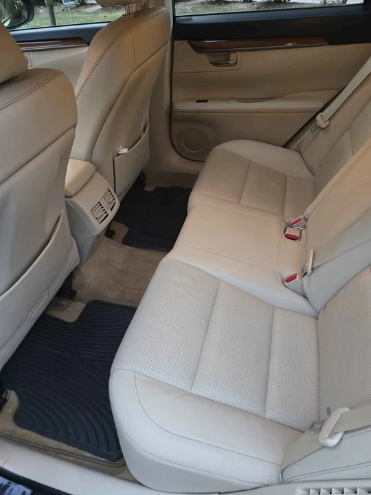 2013 Lexus ES 6th Gen - Image 9 of 9