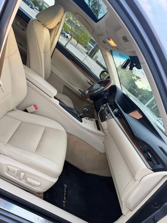 2013 Lexus ES 6th Gen - Image 4 of 20