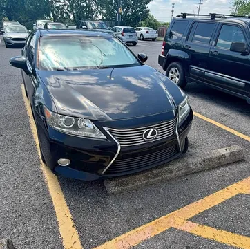 2013 Lexus ES 300h Luxury Sedan