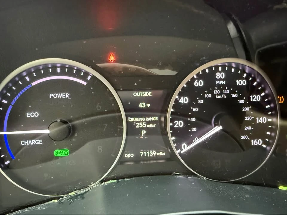2013 Lexus ES 6th Gen - Image 16 of 18