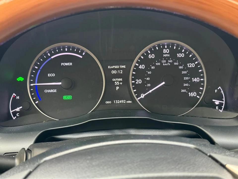 2013 Lexus ES 6th Gen - Image 10 of 18