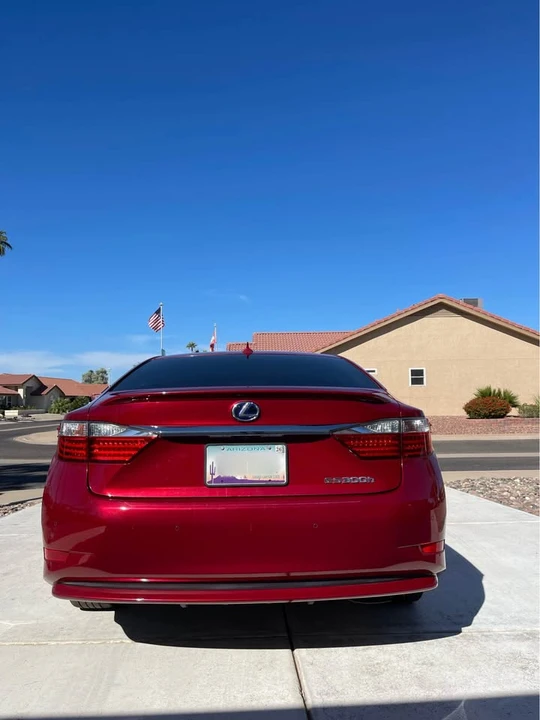2013 Lexus ES 6th Gen - Image 15 of 20
