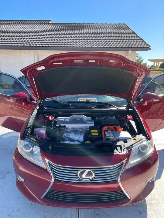 2013 Lexus ES 6th Gen - Image 17 of 20