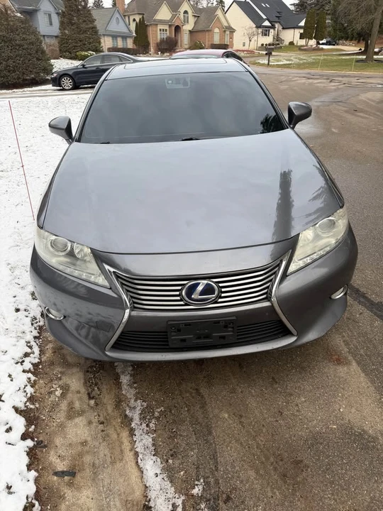2013 Lexus ES 6th Gen - Image 4 of 20