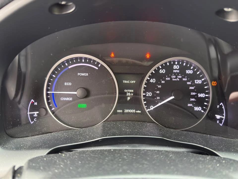 2013 Lexus ES 6th Gen - Image 7 of 9