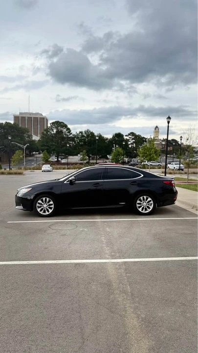 2013 Lexus ES 6th Gen - Image 14 of 14
