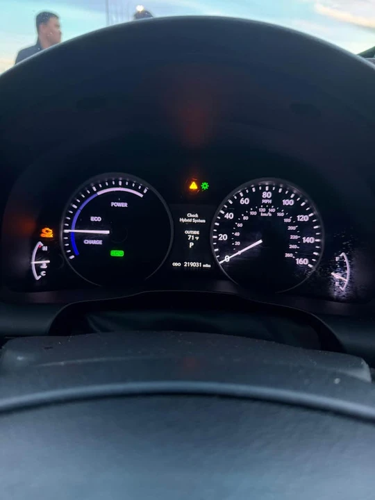 2013 Lexus ES 6th Gen - Image 6 of 6