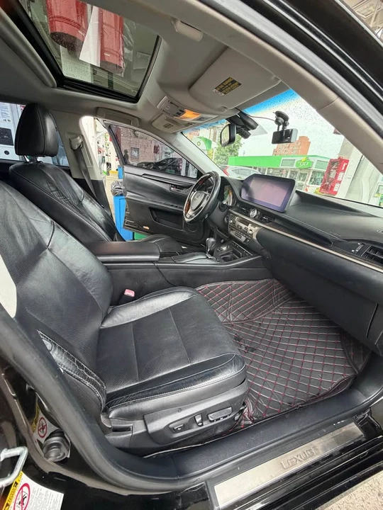 2013 Lexus ES 6th Gen - Image 8 of 11