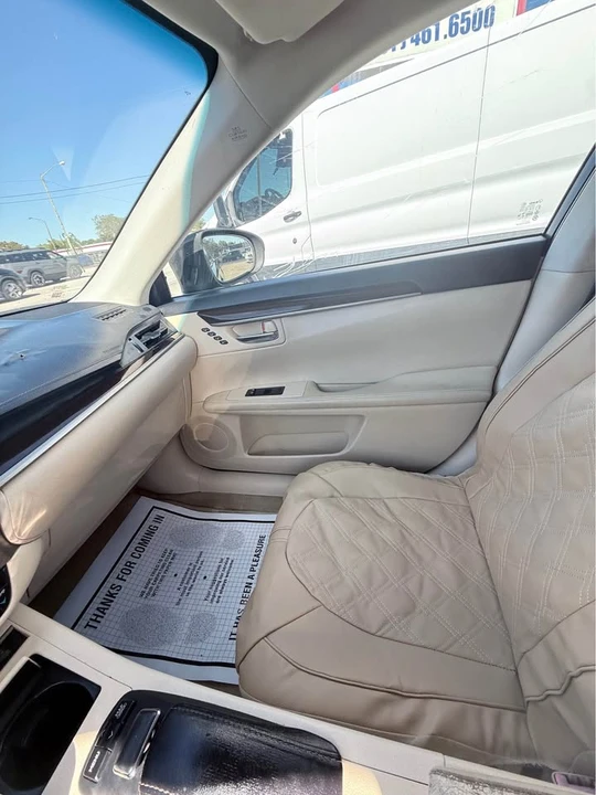 2013 Lexus ES 6th Gen - Image 9 of 11