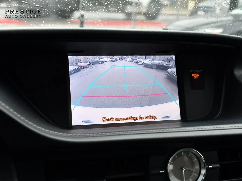 2013 Lexus ES 6th Gen - Image 12 of 20