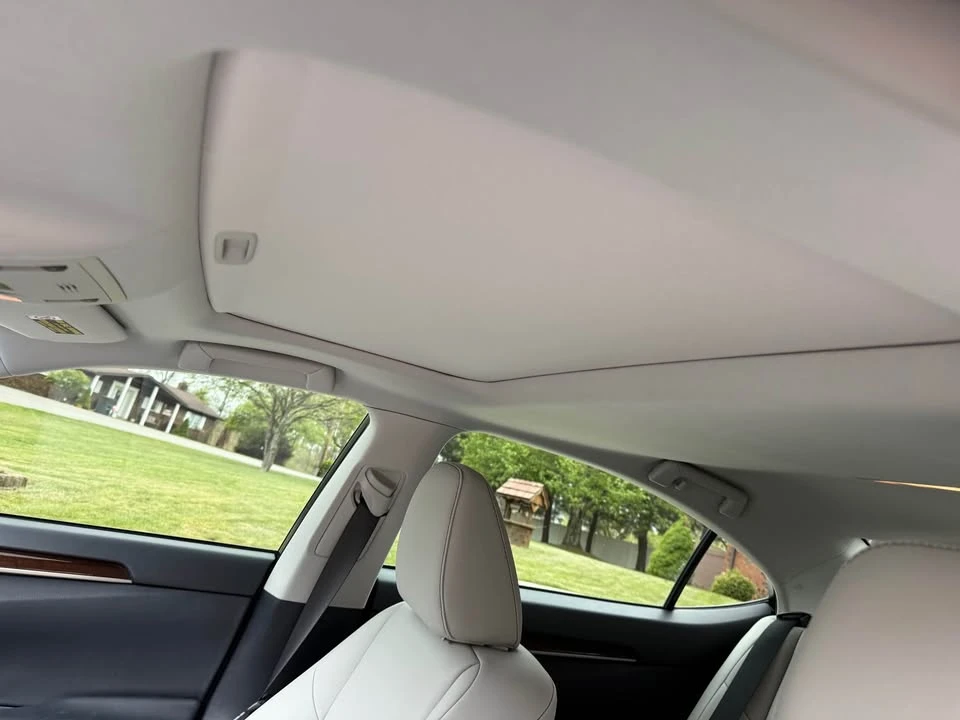 2013 Lexus ES 6th Gen - Image 8 of 10