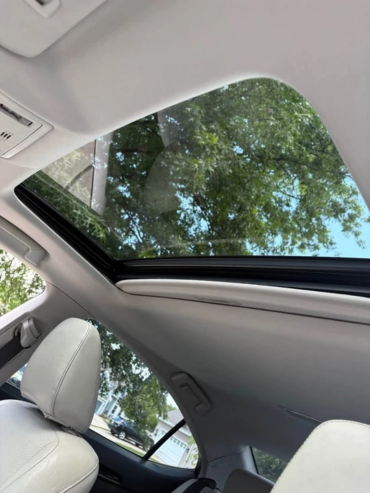 2013 Lexus ES 6th Gen - Image 10 of 10