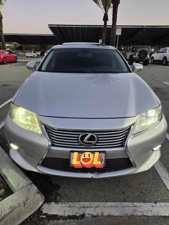 2013 Lexus ES 6th Gen - Image 19 of 19