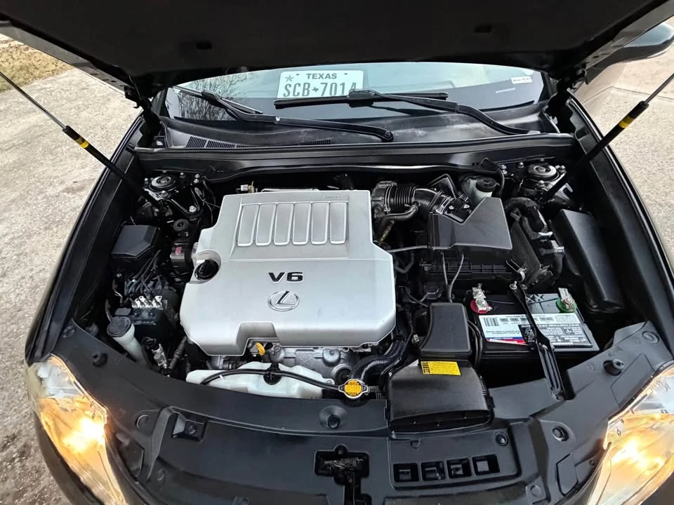 2013 Lexus ES 6th Gen - Image 14 of 16
