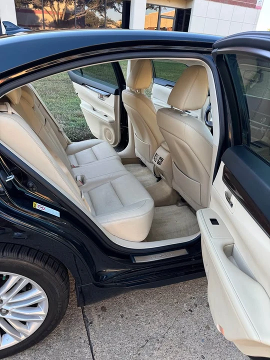 2013 Lexus ES 6th Gen - Image 10 of 19