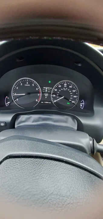 2013 Lexus ES 6th Gen - Image 11 of 12
