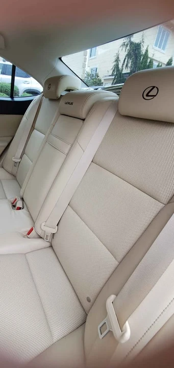 2013 Lexus ES 6th Gen - Image 8 of 12