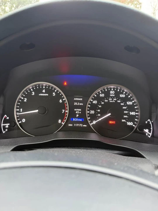 2013 Lexus ES 6th Gen - Image 7 of 12