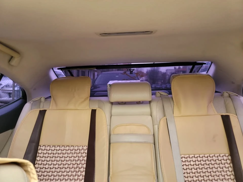 2013 Lexus ES 6th Gen - Image 13 of 20