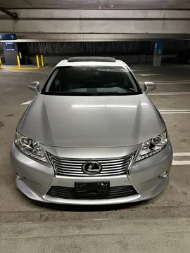 2013 Lexus ES 350 Luxury Sedan