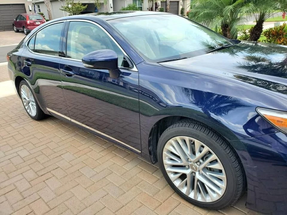 2013 Lexus ES 6th Gen - Image 17 of 17