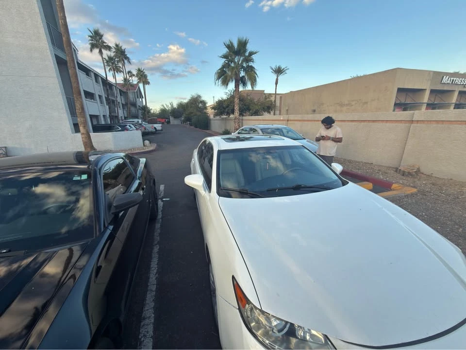 2013 Lexus ES 6th Gen - Image 2 of 5