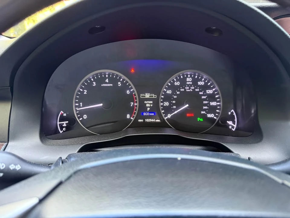 2013 Lexus ES 6th Gen - Image 12 of 19