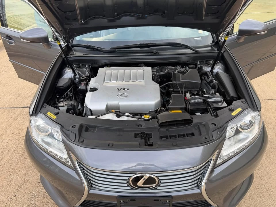 2013 Lexus ES 6th Gen - Image 7 of 18