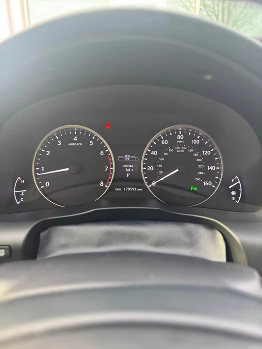 2013 Lexus ES 6th Gen - Image 11 of 20