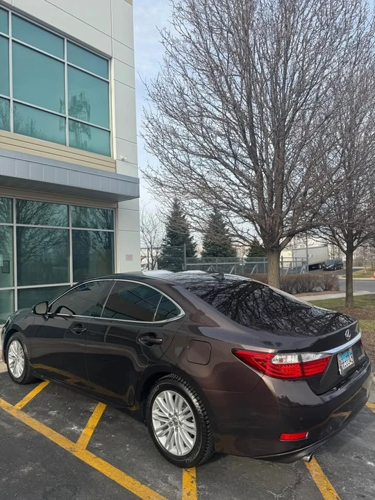 2013 Lexus ES 6th Gen - Image 4 of 20