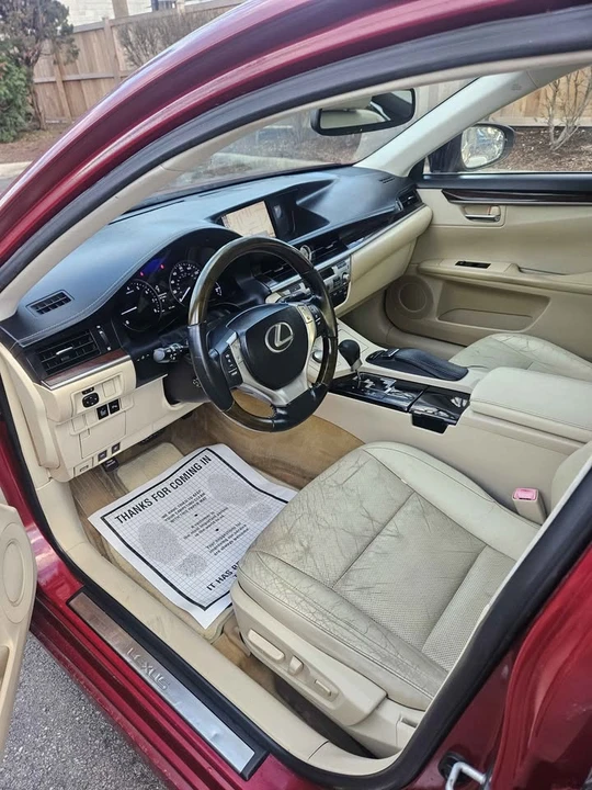 2013 Lexus ES 6th Gen - Image 12 of 20